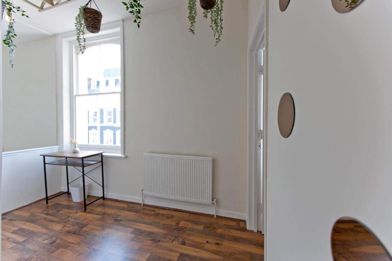 Marvelous Flat In Earls Court - London Apartment ภายนอก รูปภาพ